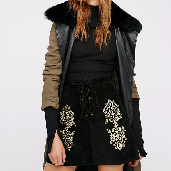 Free People Wild West Embroidered Suede Mini Skirt in Black and Gold. X-Small - Picture 4 of 12